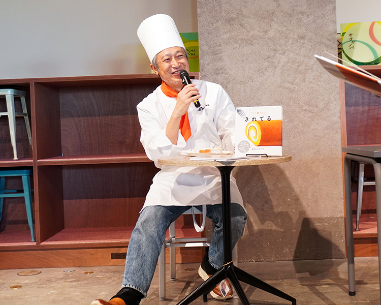 ポプラ社さん主催の大人気絵本作家、「鈴木のりたけ」先生『きれてる