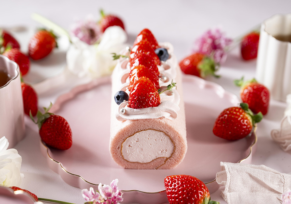 ダブルベリーロール　モンシェールの苺フェア